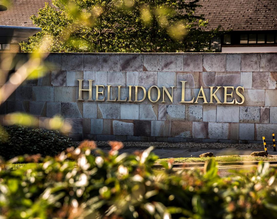 Hellidon Lakes Hotel Daventry Extérieur photo